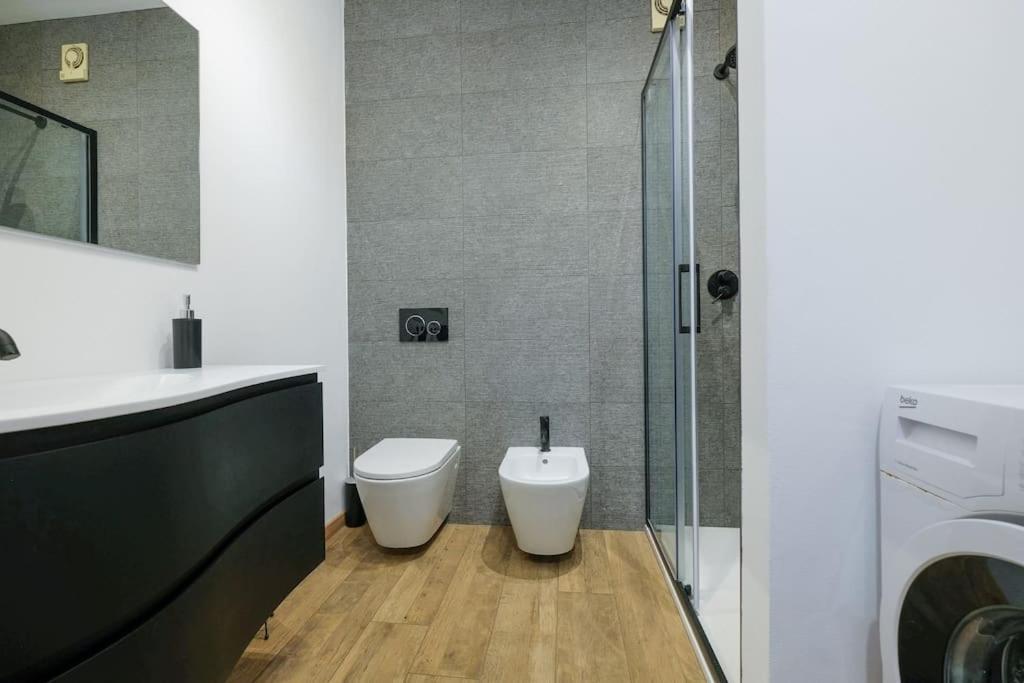Apartment Intero Alloggio: *